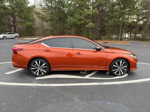 Used 2021 Nissan Altima 2.5 SR image 6