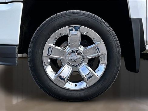 Used 2018 Chevrolet Silverado 1500 LTZ Z71 w/ LTZ Plus Package image 28