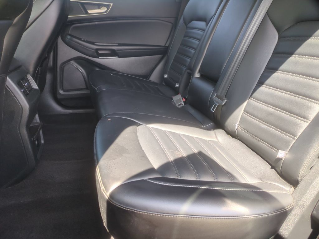 Used 2024 Ford Edge SEL AWD/4WD image 14