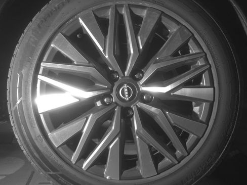 Used 2025 Nissan Altima 2.5 SV FWD image 15