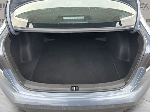 Used 2025 Toyota Corolla LE image 24