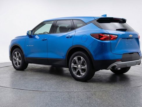 Used 2025 Chevrolet Blazer LT image 6