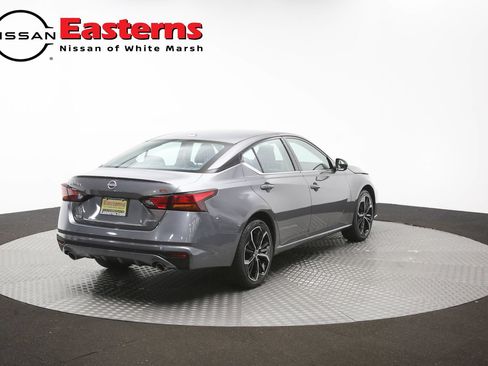 Used 2023 Nissan Altima 2.5 SR AWD/4WD image 39