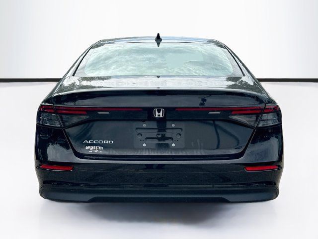 Used 2023 Honda Accord EX image 7