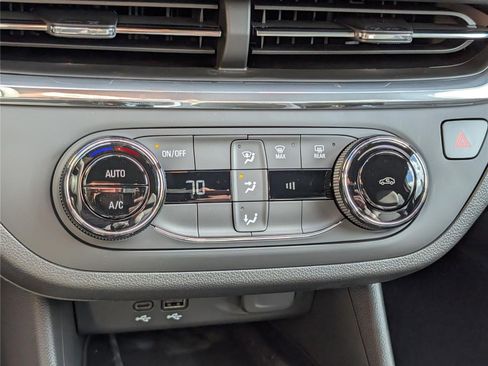 New 2026 Buick Envista Sport Touring w/ Convenience II Package FWD image 20