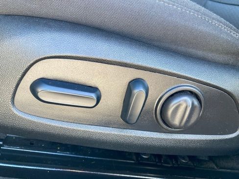 Used 2024 Chevrolet Malibu LT image 11