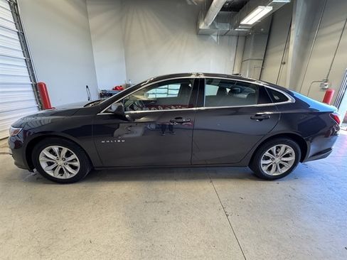 Used 2023 Chevrolet Malibu LT image 4
