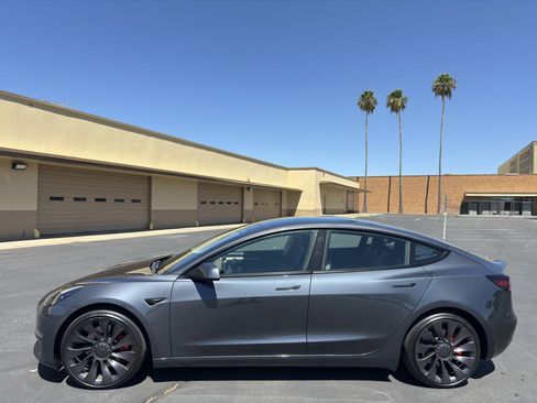 Used 2022 Tesla Model 3 Performance AWD/4WD image 4