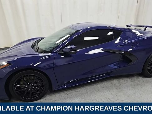 Used 2026 Chevrolet Corvette Stingray Coupe w/ Z51 Performance Package RWD image 5