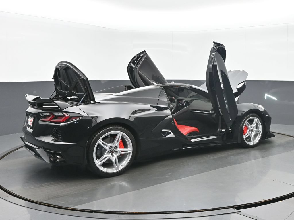 Used 2024 Chevrolet Corvette Stingray Convertible w/ 1LT RWD image 33