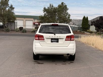 Used 2018 Dodge Journey SE w/ Blacktop Package