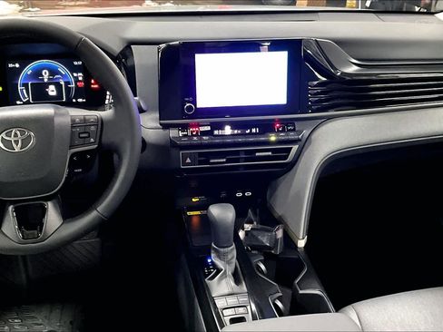 New 2026 Toyota Camry LE image 6