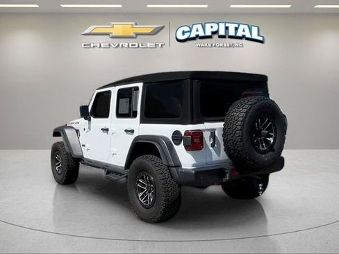Used 2024 Jeep Wrangler Unlimited Rubicon w/ XTREMEE 35" Tire Package AWD/4WD image 3