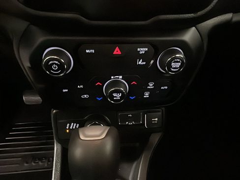 Used 2021 Jeep Renegade Sport AWD/4WD image 24