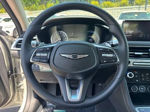 Used 2026 Genesis G70 2.5T Prestige RWD image 26
