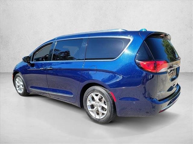Used 2018 Chrysler Pacifica Touring-L Plus w/ Advanced Safetytec Group FWD image 7