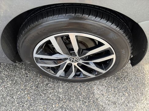 New 2025 Volkswagen Jetta SE image 15