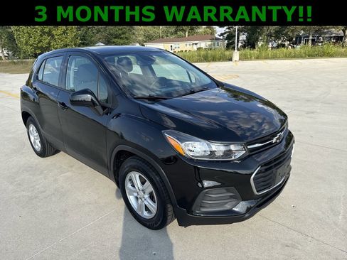 Used 2020 Chevrolet Trax LS image 1