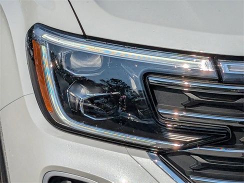 New 2026 Volkswagen Atlas SE image 9