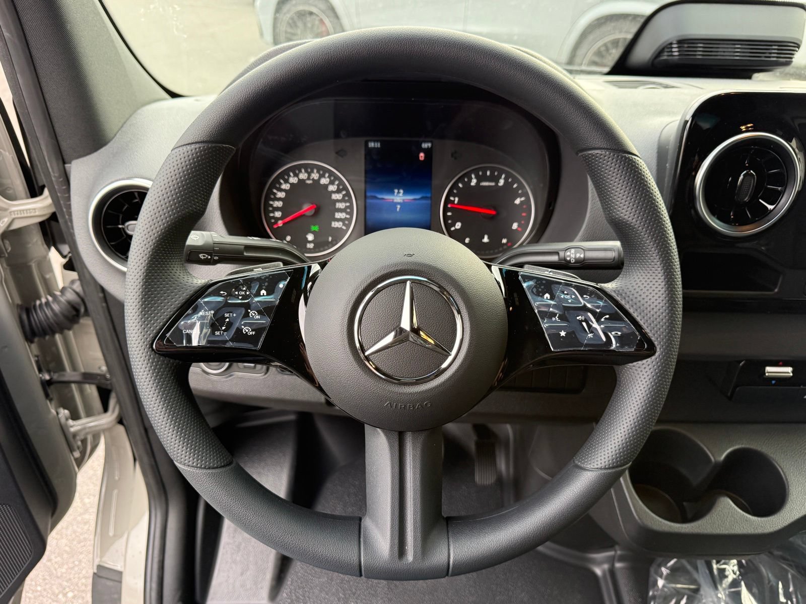 New 2026 Mercedes-Benz Sprinter 2500 image 21