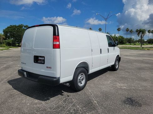 New 2025 GMC Savana 2500 w/ Driver Convenience Package image 10