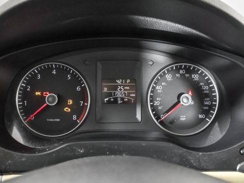 Used 2012 Volkswagen Jetta SEL image 28