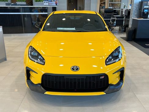 New 2026 Toyota GR86 YUZU Limited image 4