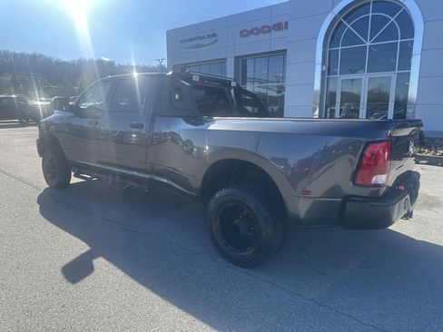 Used 2016 RAM 3500 Tradesman w/ Popular Equipment Group image 10