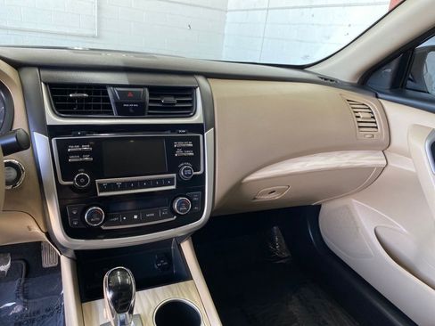 Used 2018 Nissan Altima 2.5 SL FWD image 23