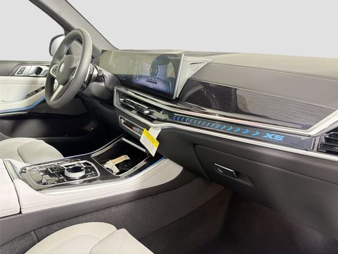 New 2026 BMW X5 xDrive50e AWD/4WD image 31