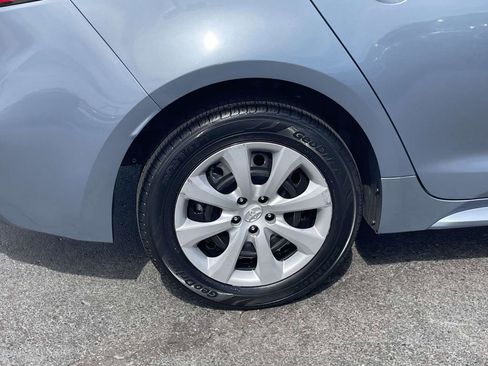 Used 2025 Toyota Corolla LE FWD image 8