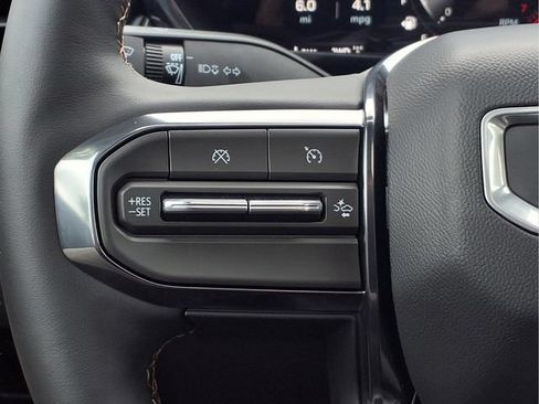 New 2026 GMC Canyon AT4 w/ Technology Plus Package AWD/4WD image 12
