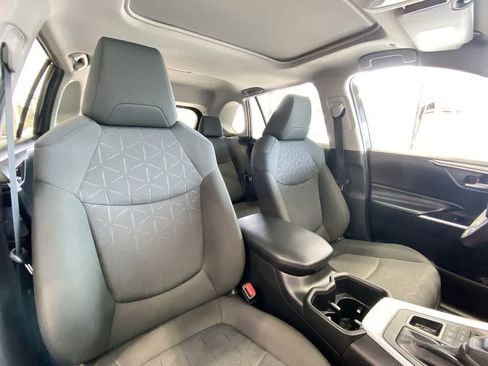 Used 2024 Toyota RAV4 XLE w/ Convenience Package AWD/4WD image 27
