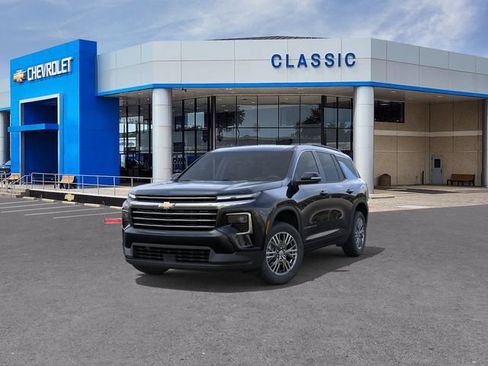New 2027 Chevrolet Traverse LT FWD image 8