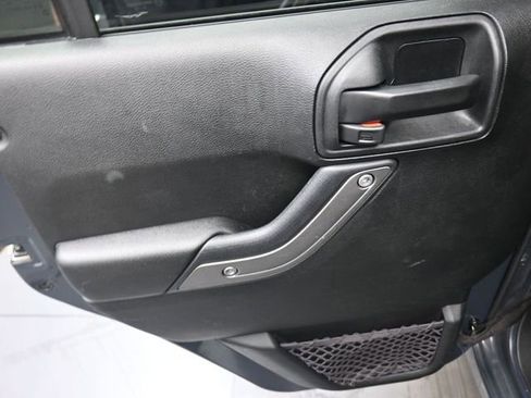 Used 2017 Jeep Wrangler Unlimited Sport w/ Quick Order Package 24S image 19