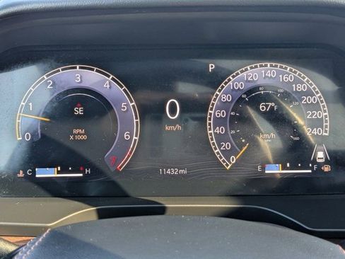 Used 2022 Jeep Grand Cherokee Summit w/ Luxury Tech Group V image 28