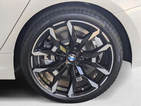 Used 2025 BMW 330i xDrive 330i xDrive image 10