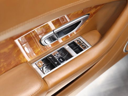 Used 2013 Bentley Continental GT image 9