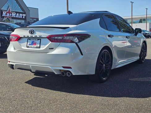 Used 2024 Toyota Camry XSE FWD image 3