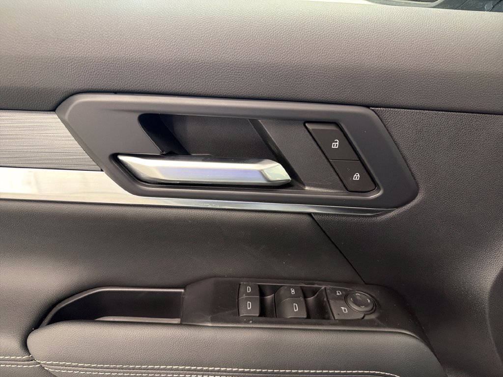 New 2027 GMC Terrain Elevation w/ Black Edition FWD image 14