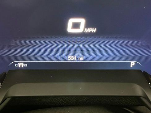 Used 2025 Alfa Romeo Stelvio Sprint image 27