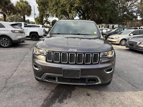 Used 2018 Jeep Grand Cherokee Limited image 8