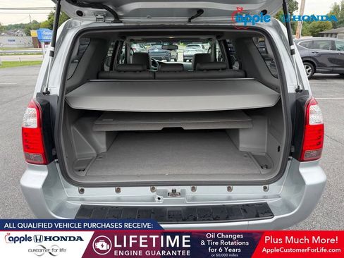 Used 2006 Toyota 4Runner Limited w/ Preferred Accessory Pkg AWD/4WD image 5