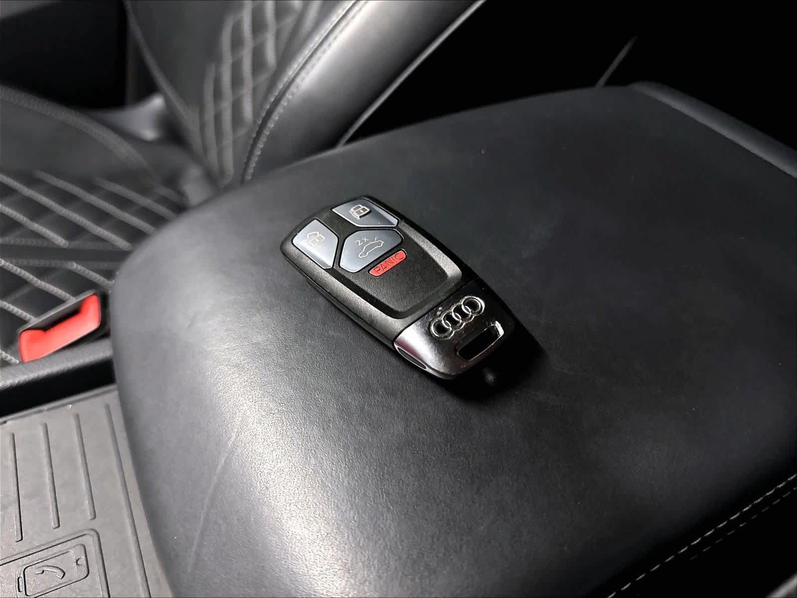 Used 2024 Audi SQ5 Prestige w/ Prestige Package AWD/4WD image 11