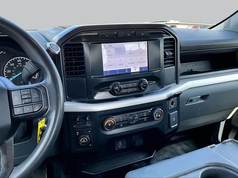 Used 2022 Ford F150 XL w/ Trailer Tow Package AWD/4WD image 7