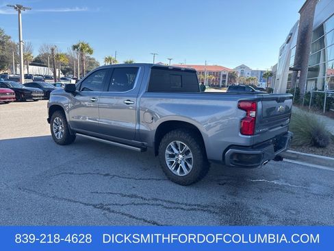 Used 2022 Chevrolet Silverado 1500 High Country w/ Z71 Off-Road Package image 3