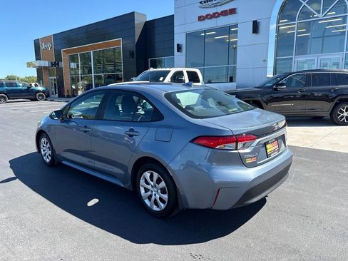 Used 2025 Toyota Corolla LE FWD image 3