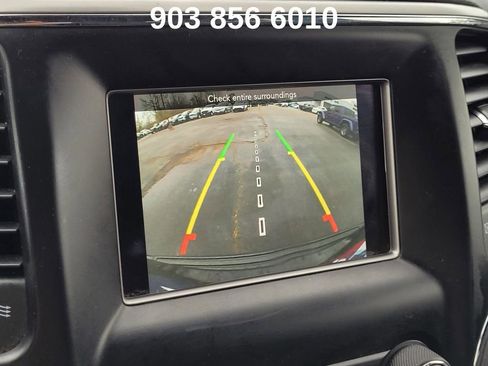 Used 2020 Jeep Grand Cherokee Laredo image 17