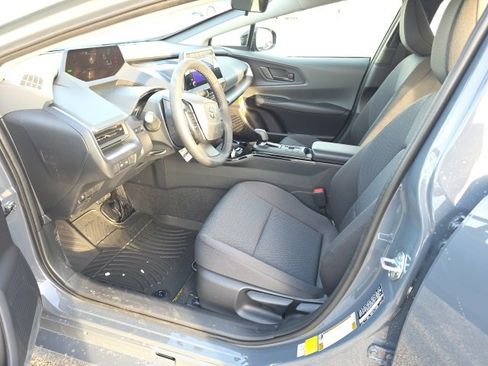 New 2026 Toyota Prius LE image 8