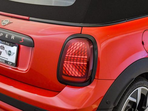 New 2026 MINI Cooper S image 12